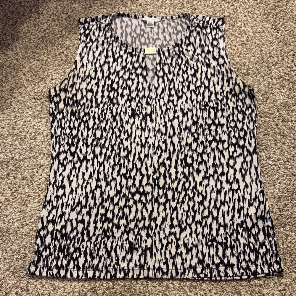 Calvin Klein XS Black and White Sleeveless Blouse